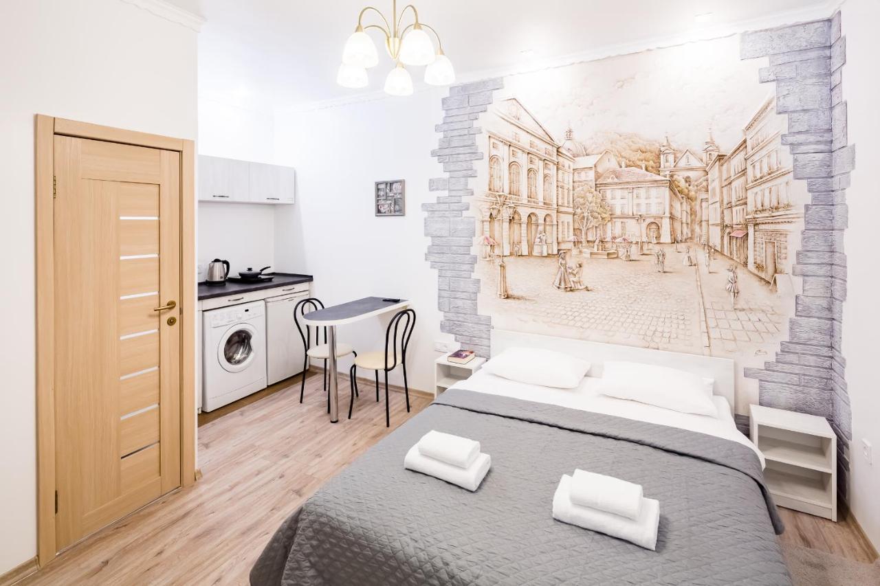 Beautiful Apartments In The Center Львів Екстер'єр фото